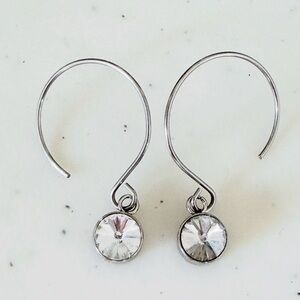 Handmade Elegant Silver Crystal Drop Earrings